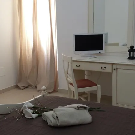 Dimora Vicolo Corto Affittacamere 2*
